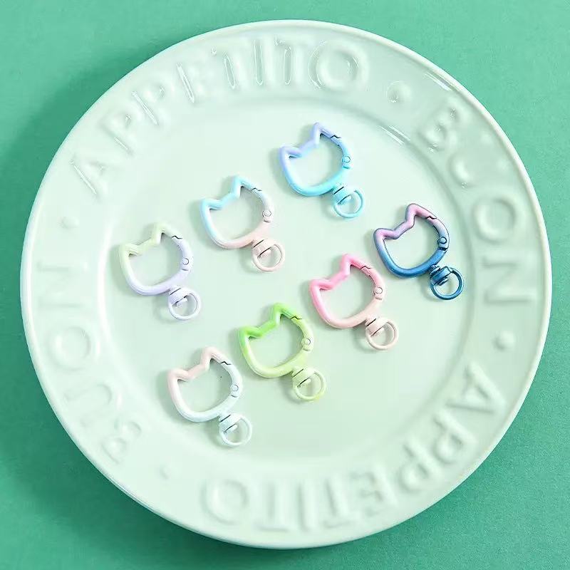 พวงกุญแจรูปแมวน่ารักแบบไล่สี 5 - Jewelry Making School บทวิจารณ์และราคา